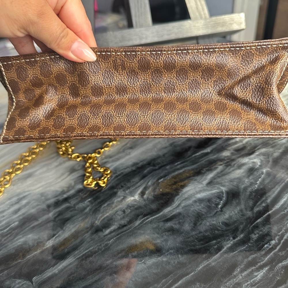 CELINE vintage shoulder bag. - Picture 8 of 9